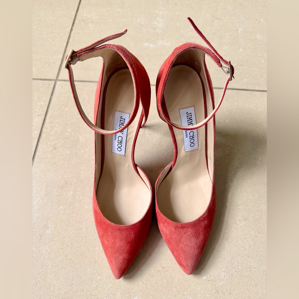 JIMMY CHOO
Suede D'Orsay Pumps size 38